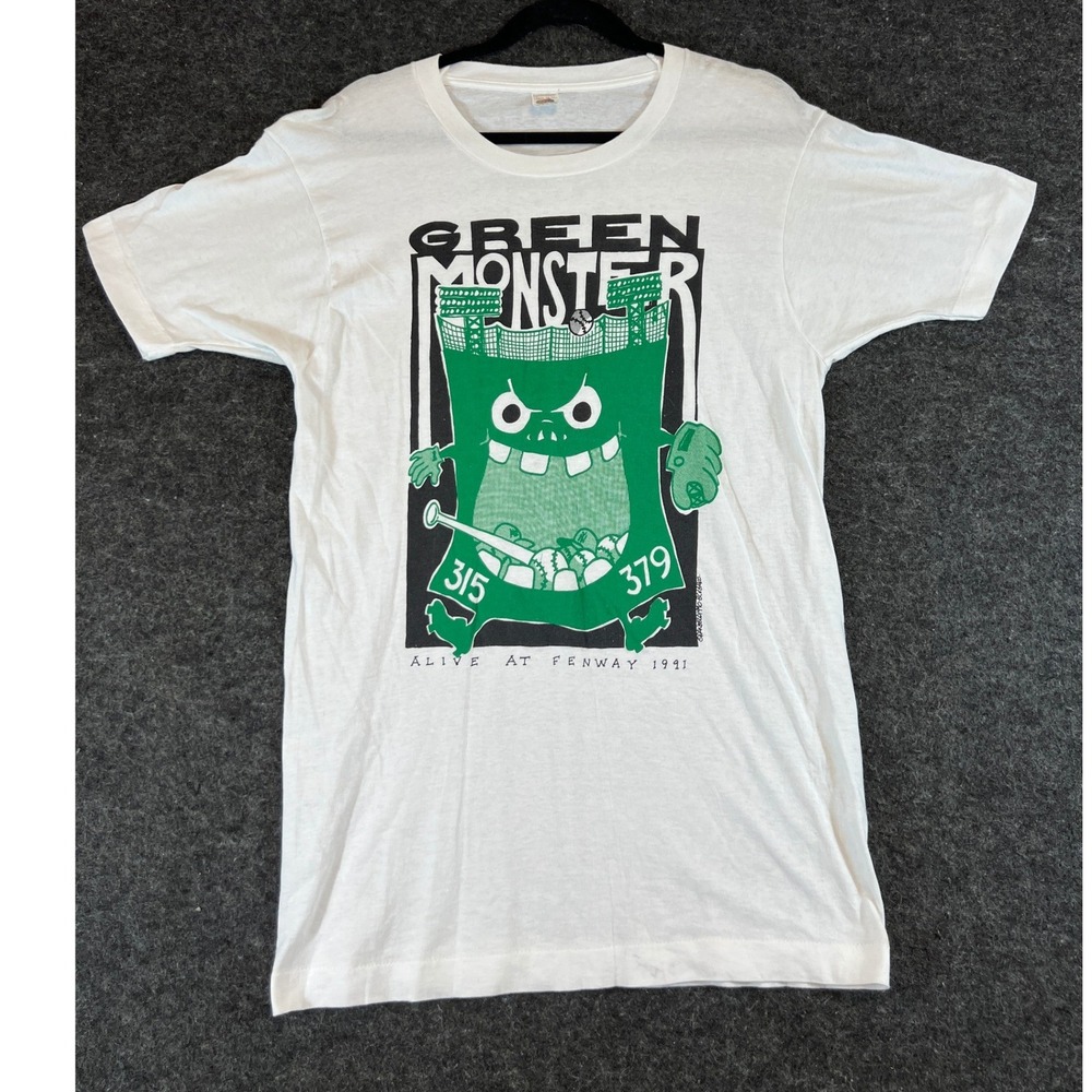 VINTAGE Boston Red Sox Green Monster T Shirt Mens Large White Baseball Art Tee